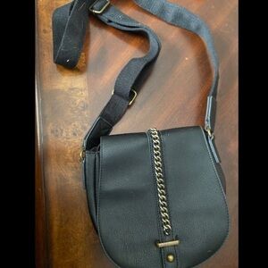 Elegant Black Crossbody Bag